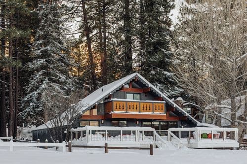 Little Pine Chalet - Image 1