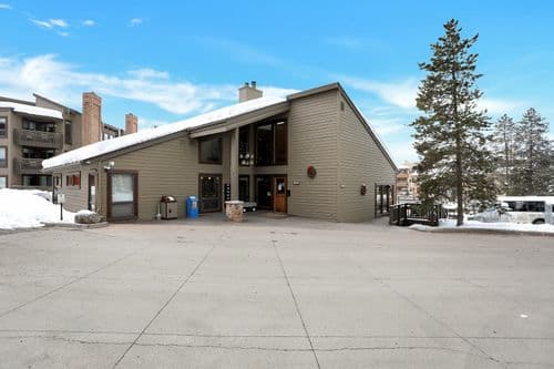 Lodge #B209 - Image 32