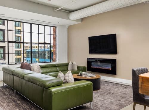 Lush Loft - Image 1