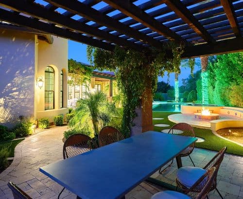 Poolside Paradise - Image 45