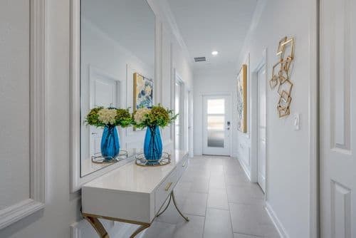 Luxury Chic Modern Home - Image 2