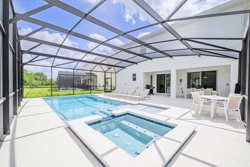 Royal Pool Mansion - Image 1