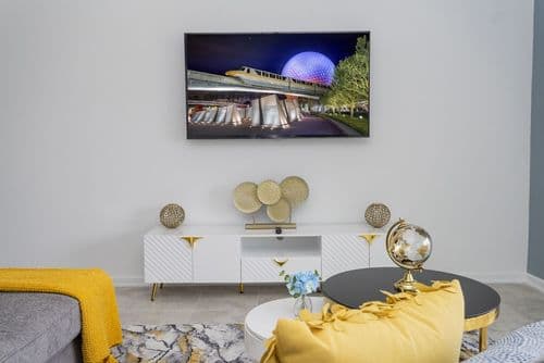 Marvelous Condo #9343 - Image 2