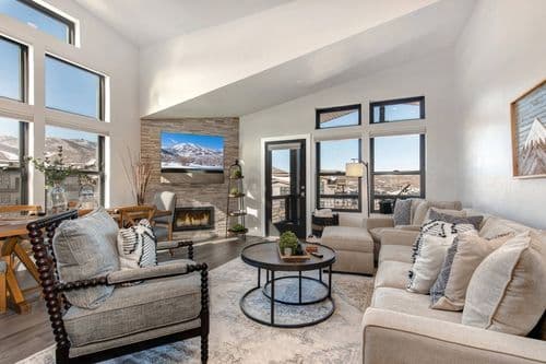 Mayflower Lakeside #301 - Image 1