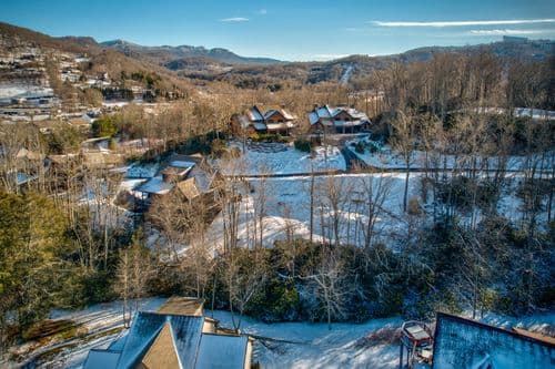 Maynard V at Elk Creek - Image 50
