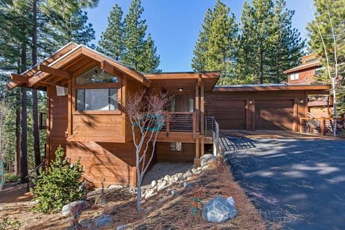 Lariat House - Image 1