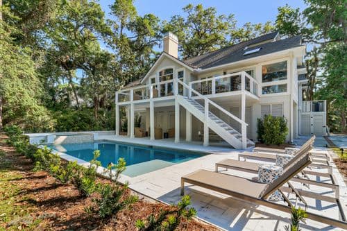 Sea Lane Retreat - Image 1