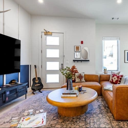 Swift Residence - Image 1
