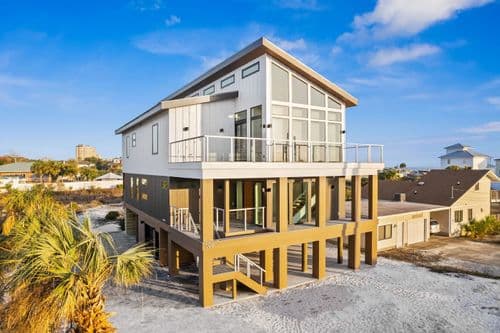 Luxury Beach Vacation - Image 2