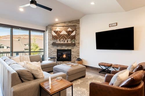 Black Rock Powder Ridge Retreat - Image 2