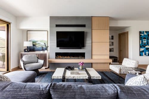 Kings Crown Condo #D202 - Image 2