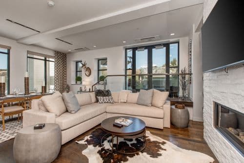 Parkite Condo #20 - Image 2