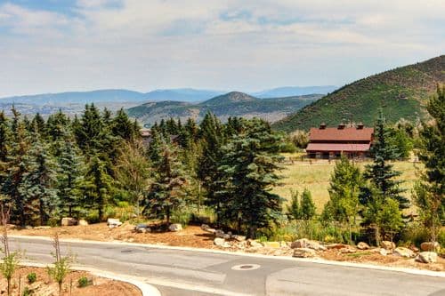 Ridgeline Contemporary - Image 42