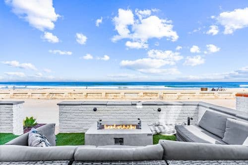 Oceanfront Masterpiece Ground - North - Image 2