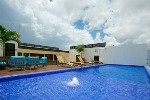 Blue Escape Residence - Image 1