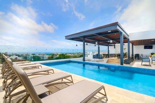 Hibiscus Residence - Image 1