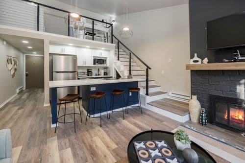 Quicksilver Residence - Image 2