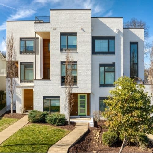 Doralee Home - Image 1