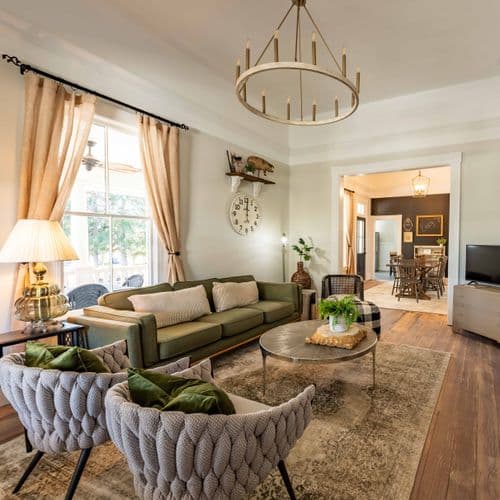 Templeton Guest Home - Image 1