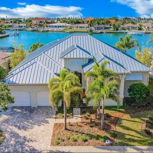 Island Estate Waterfront Villa - Image 1
