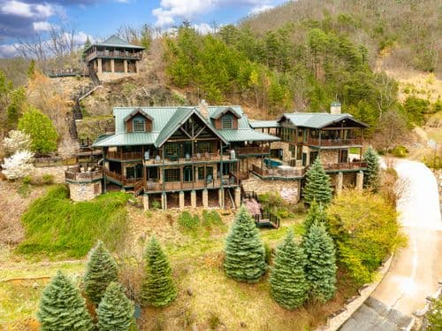 Scenic Views Estate - Image 1