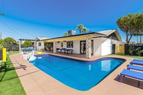 Vista Villa - Image 1