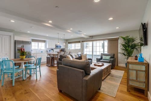 Seaglass Shores - Image 2