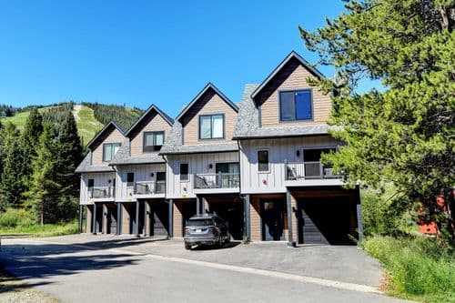 Slopeside Villa #125 - Image 1