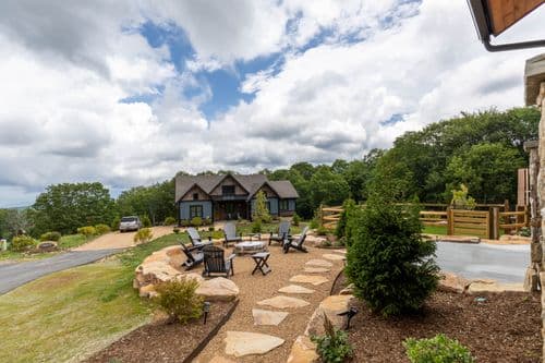 Soaring Hawk Home - Image 2
