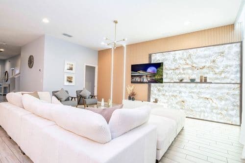 Unity Villa - Image 2