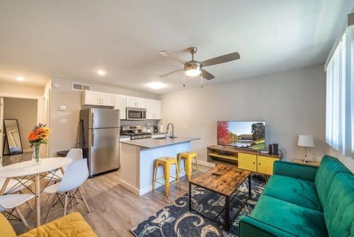 Brentwood Evonify - Image 1