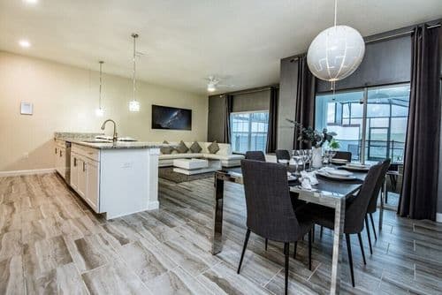 Sovereign Pool Home - Image 2