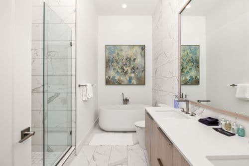 Sunset Horizon Penthouse - Image 2