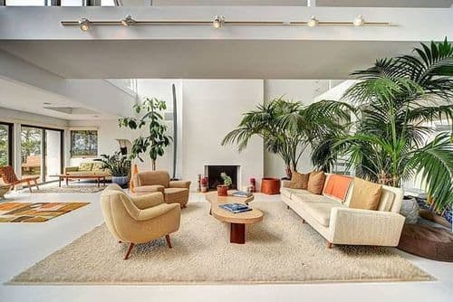 Sunset Beachfront Villa - Image 2