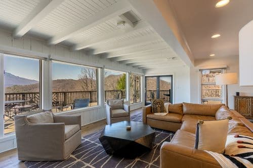 Hawthorn House - Image 1