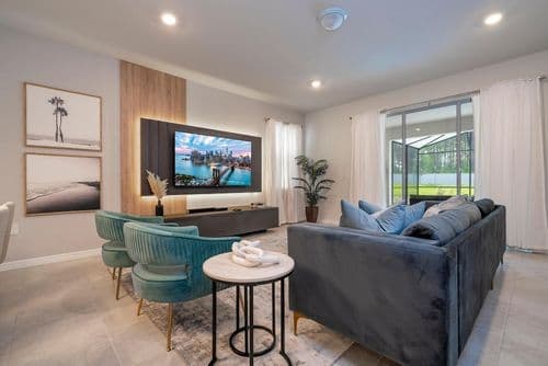 Opulent Oasis Villa - Image 1