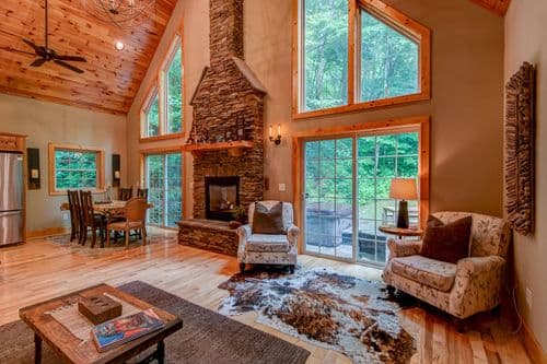 Beech Creek Cabin - Image 2