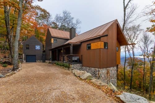 Four Eagles Villa - Image 1