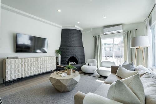 Rosemont II - Image 1