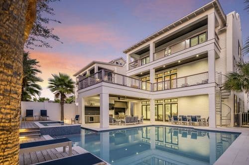 Casa Blanco - Image 1