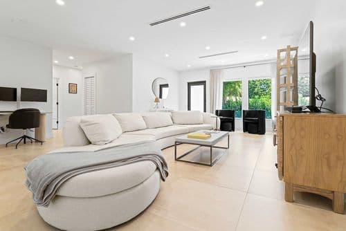 Casa Siesta Modern - Image 1