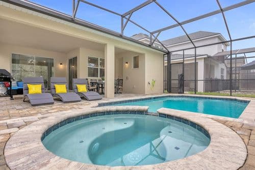 Prime Resort Retreat - Image 1