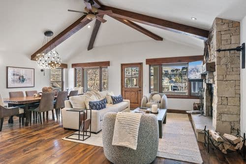 Park Avenue Home - Image 1