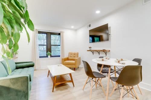 Stardust Residence - Image 1