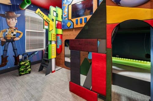 Awesome Villa - Image 2