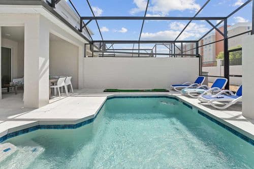 Will's Wharf - Image 2