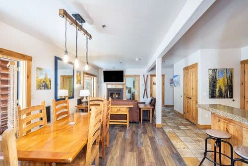 Alpine Vista Lodge - Image 1