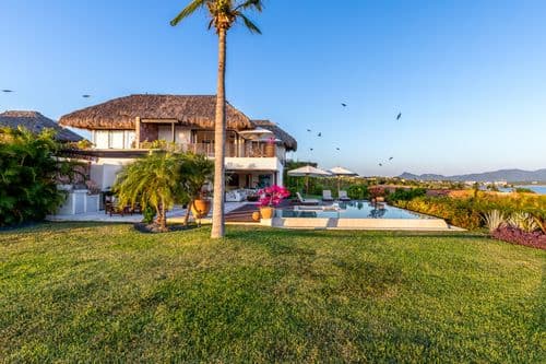 Casa de las Aves - Image 1