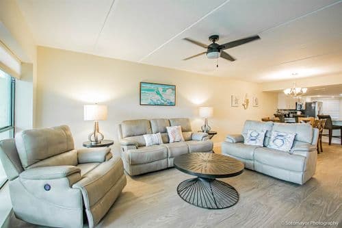 Queen Isabella Residence - Image 2