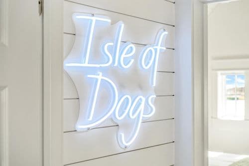 Isle of Dogs - Image 2